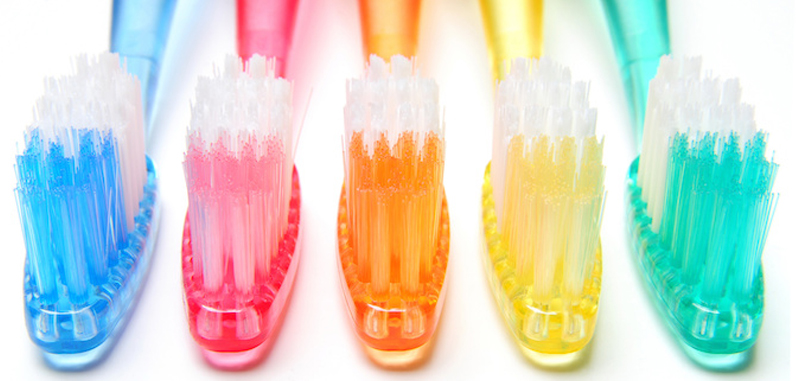 What’s the one item we all use daily that will clean even the trickiest of hard to reach spots? Believe it or not, it’s your toothbrush. Drains, tap fixtures, lampshades and cheese graters… the list is endless. But this handy inexpensive tool will make your house cleaning much simpler.